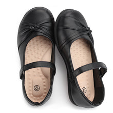 Load image into Gallery viewer, Hawkwell Girl&#39;s Strap School Uniform Dress Shoe Mary Jane Flat (Toddler/Little Kid)
